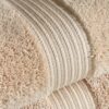 Beige handduk i suprima-bomull - Mjuk & tjock - Premium - Supreme från Christy - detaljer