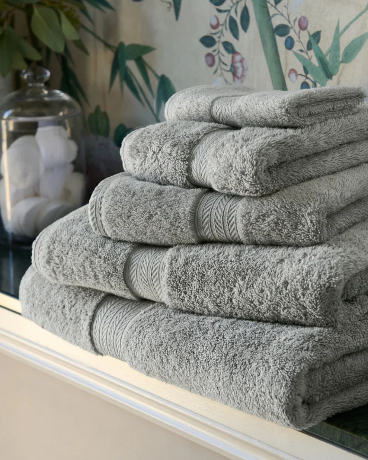 Handduk i 100% egyptisk bomull - Renaissance - Ljusgrå - Handdukar i flera storlekar