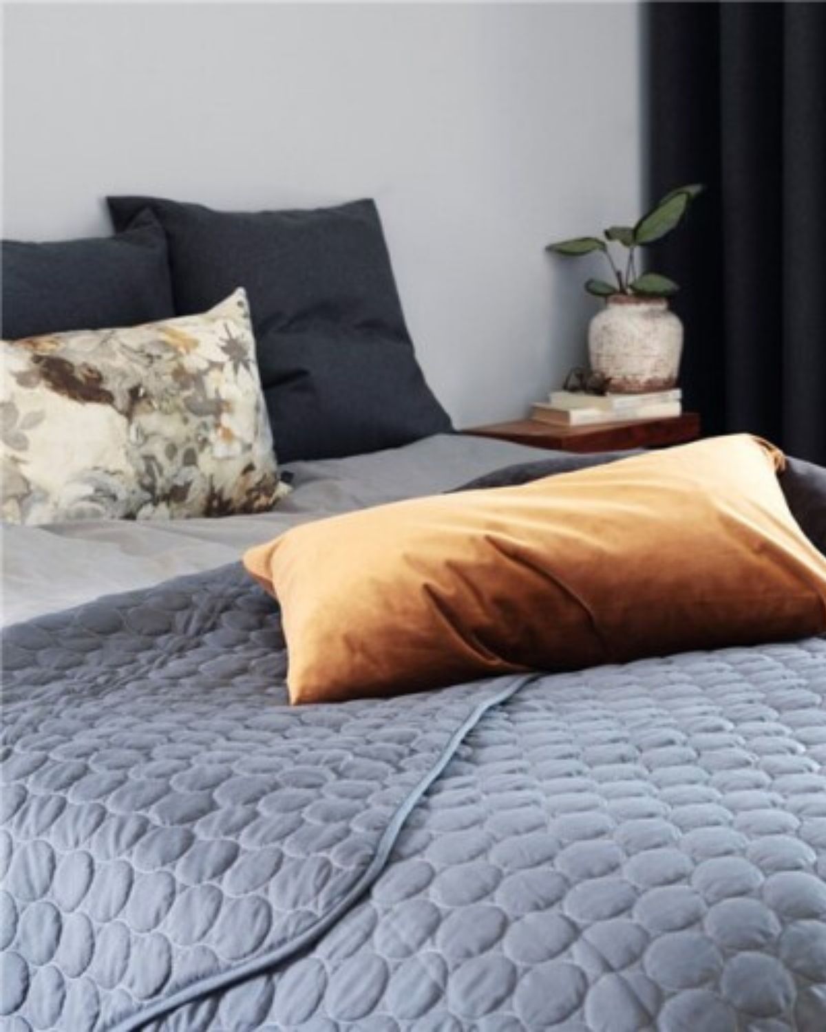 Sängöverkast för enkel & dubbelsäng – Pantomime - Grå