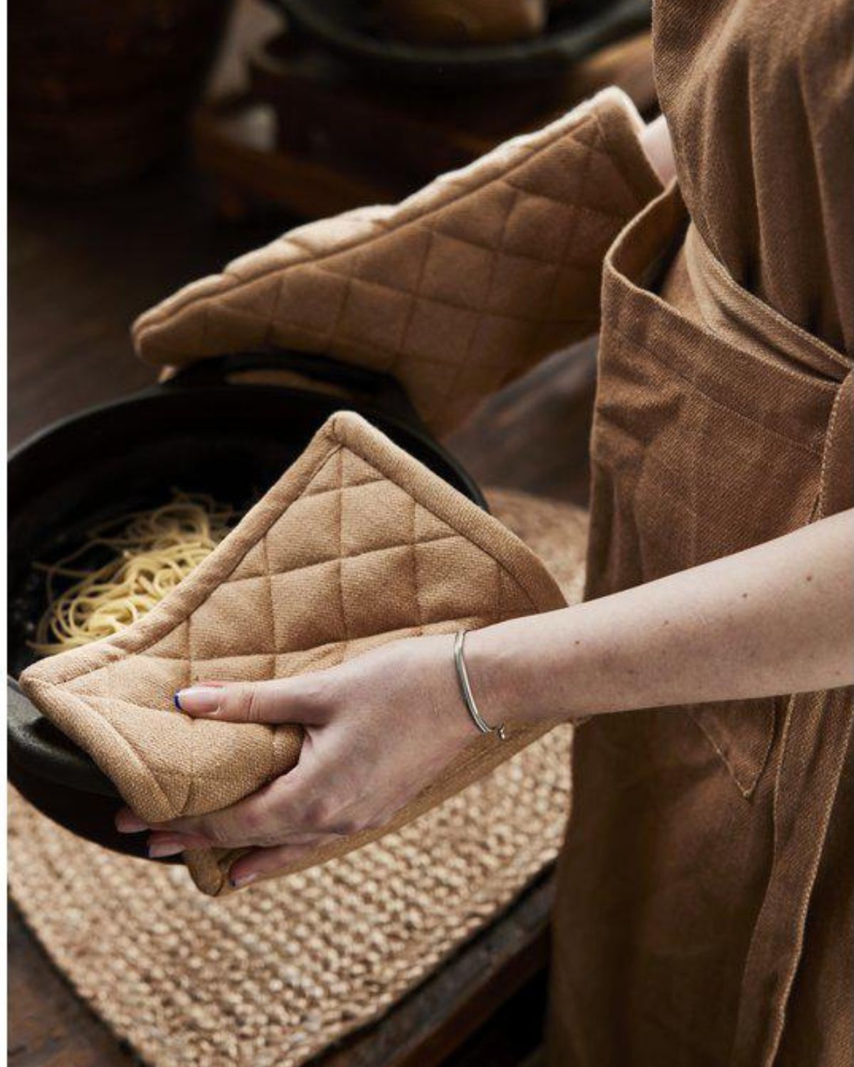 Förkläde 70x90 cm - Brun/cognac - Jakobsdals